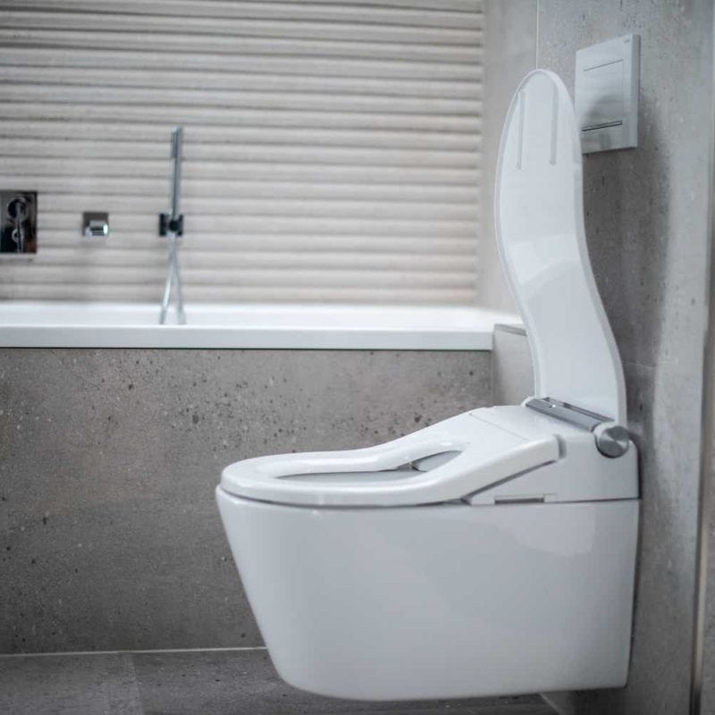 Hochwertiges Wasch-WC mit moderner Spültechnik für Komfort und Hygiene. Perfekt für Badezimmermodernisierung.